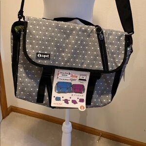 Zip it Reversible Messenger bag​​​​​​​​​​​​​​​​​​​​